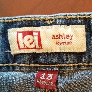lei Bottoms - L.e.i shorts lei Bottoms - L.e.i shorts